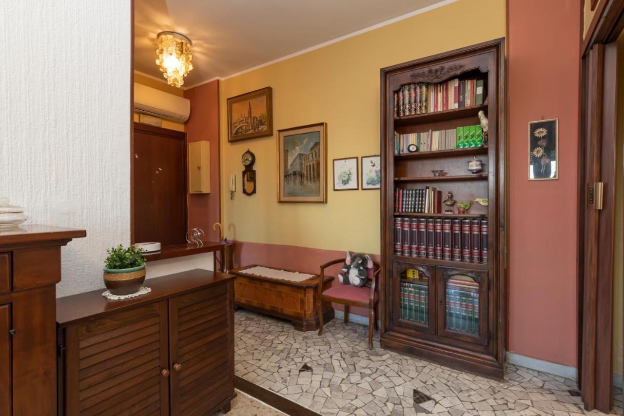 I Host Apartment - Ande 12 Milan Exterior photo